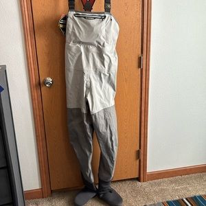 Simms waders women’s XL